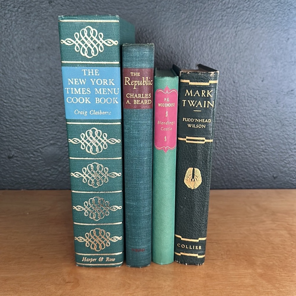 📚Green/ Teal Vintage / Antique Books for Decor and Weddings